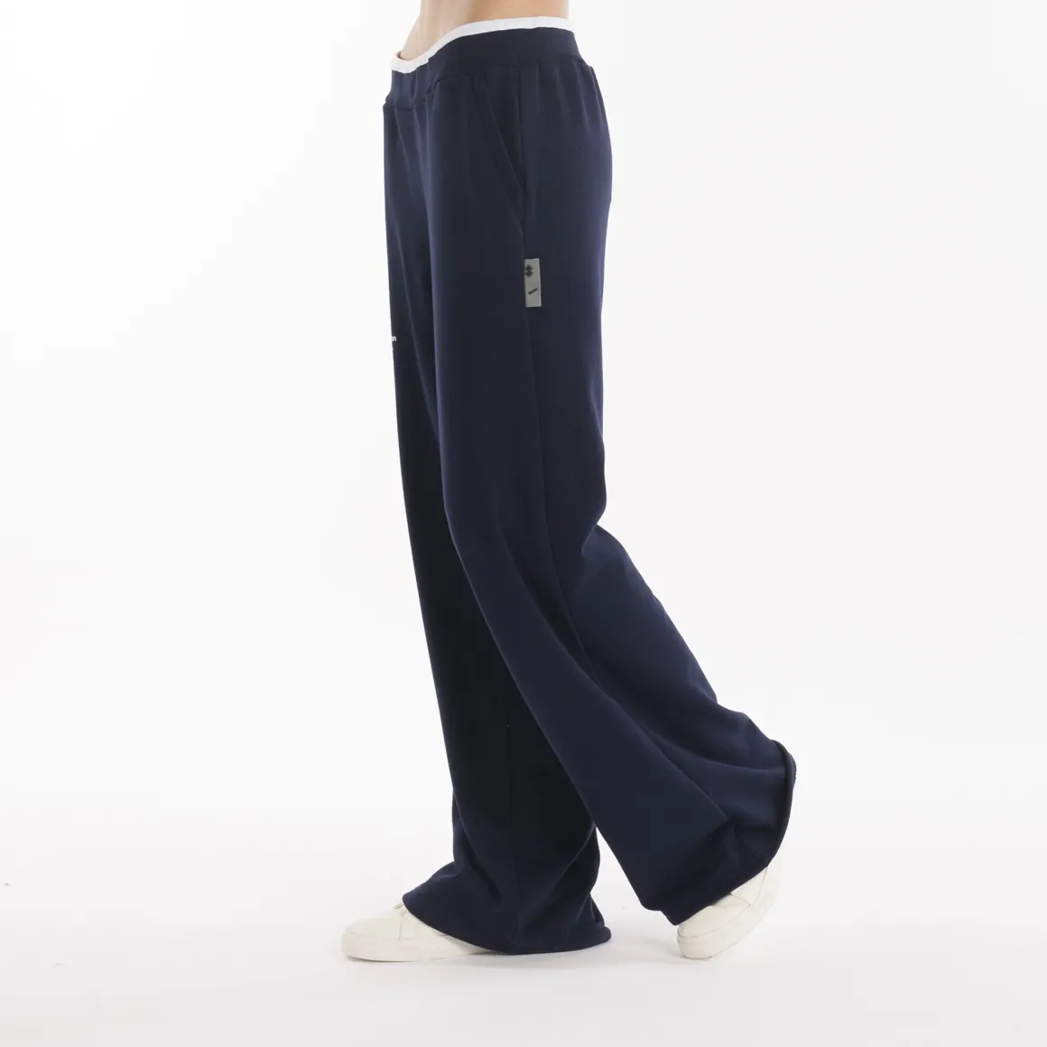Pantaloni a palazzo in fleece da donna SS25