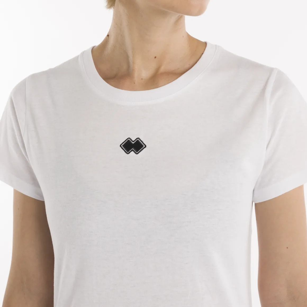 T-shirt donna Essential SS25